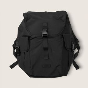 PINK VS everyday backpack NWT